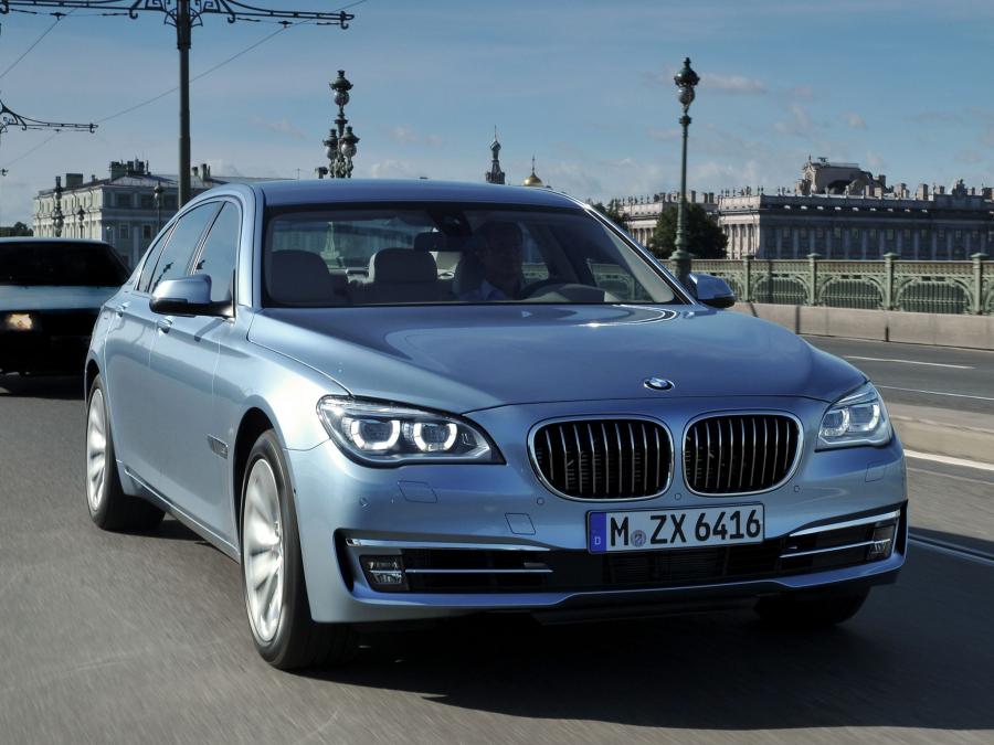 BMW ActiveHybrid 7 2012 года  (фото 16 из 16)